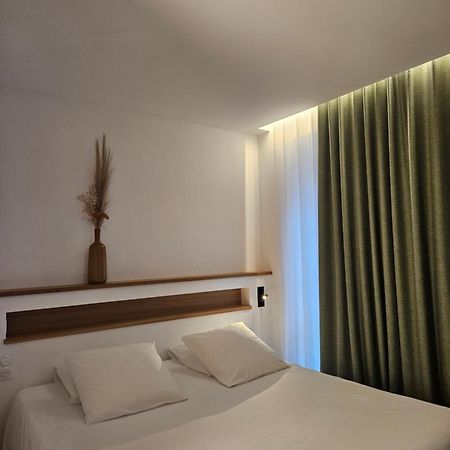 Le Royal Hotel Restaurant Бонифачо Екстериор снимка