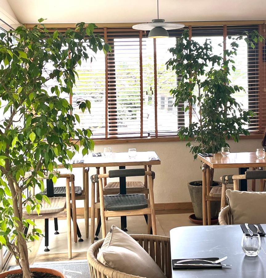 Le Royal Hotel Restaurant Бонифачо Екстериор снимка